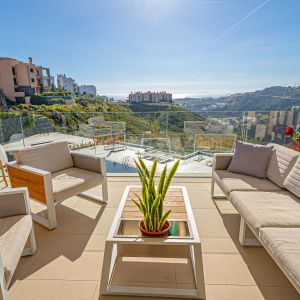 Amplio, soleado y moderno apartamento de 4 dormitorios en Olivos, La Quinta