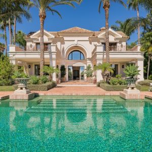 Exceptional villa in Guadalmina baja