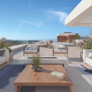 Atalaya, Casa adosada de 4 dormitorios con jardín privado y azotea