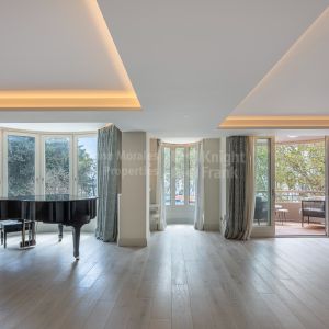 Marbella Centre, Modern apartment with sea views in the centre of Marbella