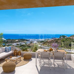 Cala de Mijas, Современный четырёхспальный таунхаус с южной ориентацией и видом на море