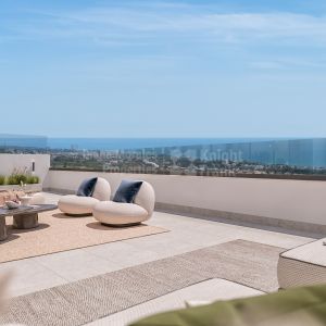 Los Altos de los Monteros, Three-bedroom penthouse in a gated complex with panoramic views