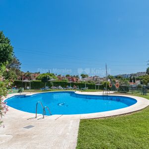 Seventh floor 2 bedroom apartment in Torres de Aloha
