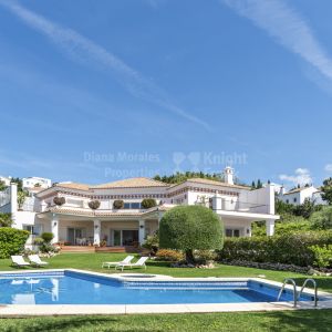 Paraiso Alto, Villa spacieuse de 6 chambres avec piscine, vue sur la mer et puits privé