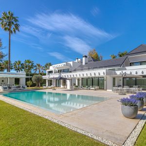 Villa in Guadalmina Baja