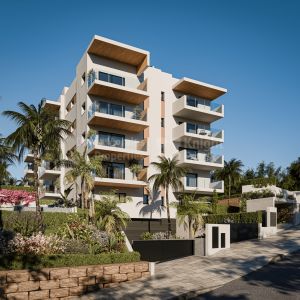 Estepona Ciudad, Apartamento de 2 dormitorios en complejo de 43 viviendas cerca del mar