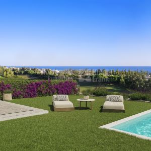 El Chaparral, New 4-bedroom townhouse next to the golf course with sea views