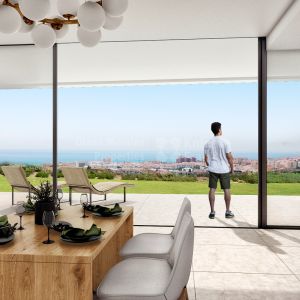Four-bedroom ground floor apartment with southwest orientation in Estepona