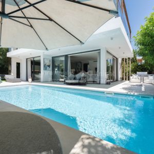 Villa Arboleda, wunderschönes modernes Einfamilienhaus in guter Lage