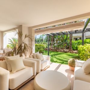 Erdgeschosswohnung in Medina de Banus