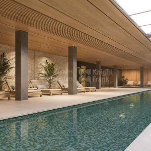 Nueva Andalucia, 3-Schlafzimmer-Maisonettewohnung in einer Wohnanlage mit 113 Einheiten