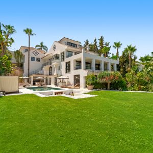 Las Brisas, Villa One Brisas, lujo contemporáneo en el corazón de Nueva Andalucía
