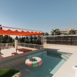 Marbella Centro, Parque 8, ático con piscina privada y vistas a La Concha en el corazón de Marbella