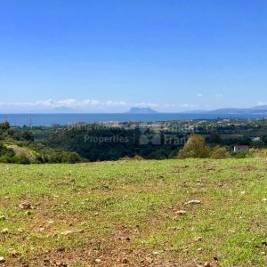 La Panera, Parcela con vistas al mar y la montaña, Nueva Milla de Oro