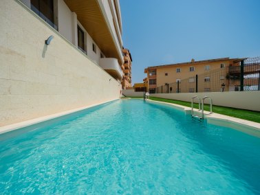 Apartment with private pool and modern architecture – Estepona