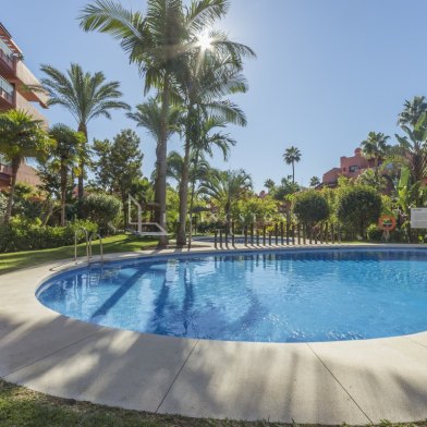 Excellent 3-Bedroom Apartment in Las Salinas, Estepona, Malaga