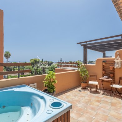 Ático Dúplex junto a la playa en Paraiso Barronal, Estepona