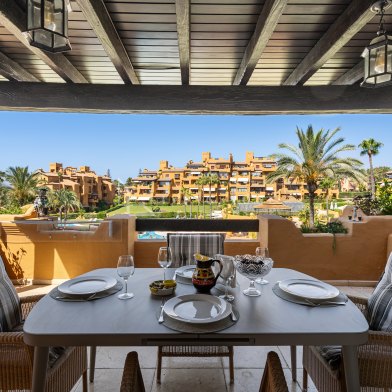 Appartement à louer En Los Granados del Mar, Estepona Est