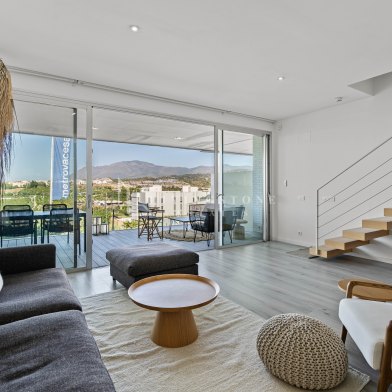 Contemporary Three-Bedroom Town House with Panoramic Views in Oceana Collection, Cancelada