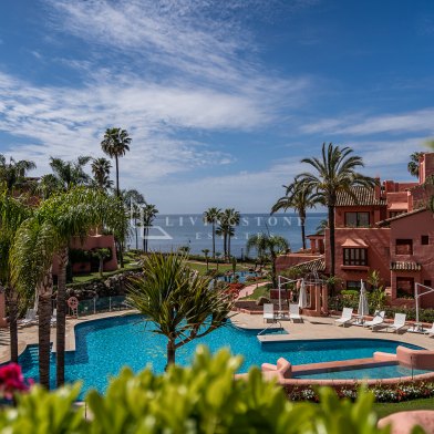 Apartamento en venta en Cabo Bermejo, Estepona Este