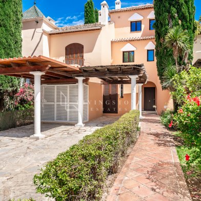 Adosado en venta en El Velerin, Estepona Este