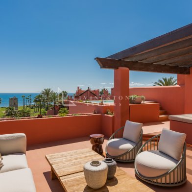 Modern Beachfront Penthouse in Torre Bermeja, Estepona East