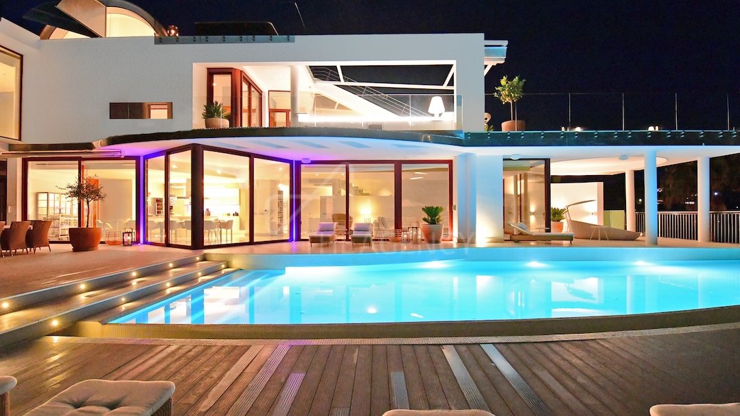 Villa Casablanca - Nueva Andalucia, Marbella