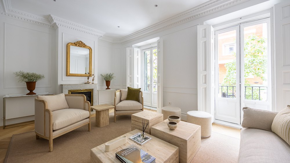 Apartment for sale in Recoletos, Salamanca, Madrid | Stylish with high-end renovation