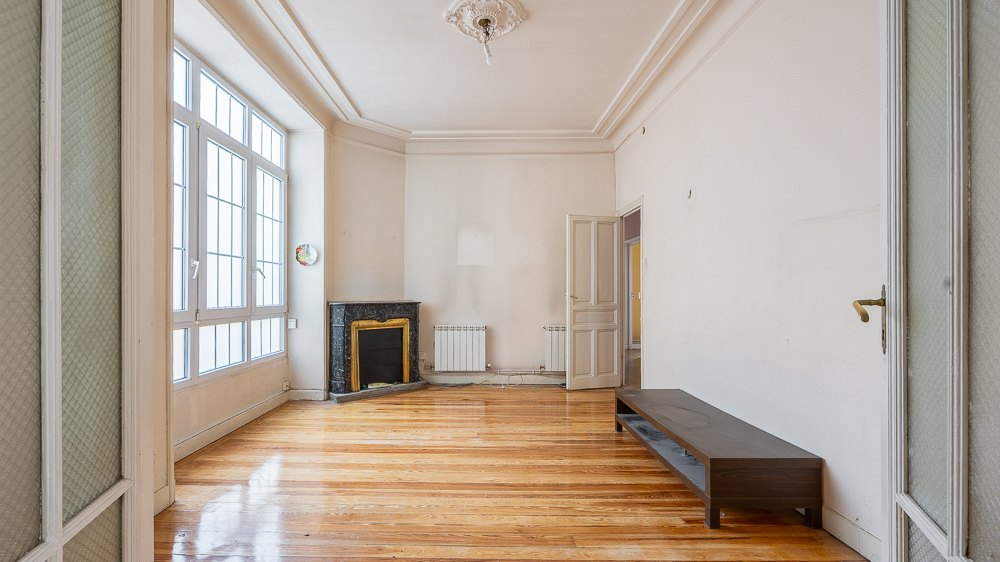 Exclusive luxury apartment in Almagro, Madrid