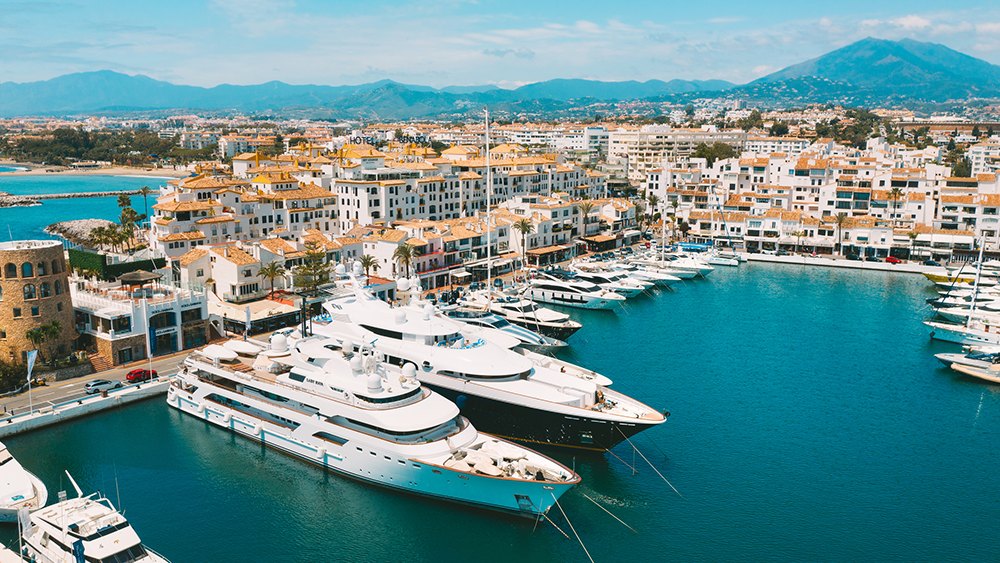 the best marinas for yacht charter in Marbella