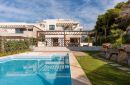 Bungalow for sale in Velaya, Estepona