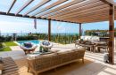 Bungalow for sale in Velaya, Estepona