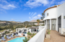 Villa for sale in Valle Romano, Estepona