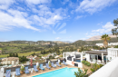 Villa for sale in Valle Romano, Estepona