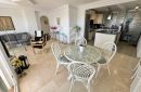 Apartamento en venta en Estepona Puerto, Estepona
