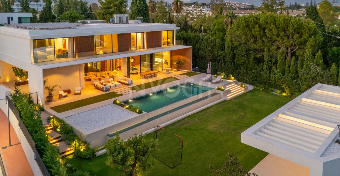 Modern Luxury Villa in Guadalmina Alta