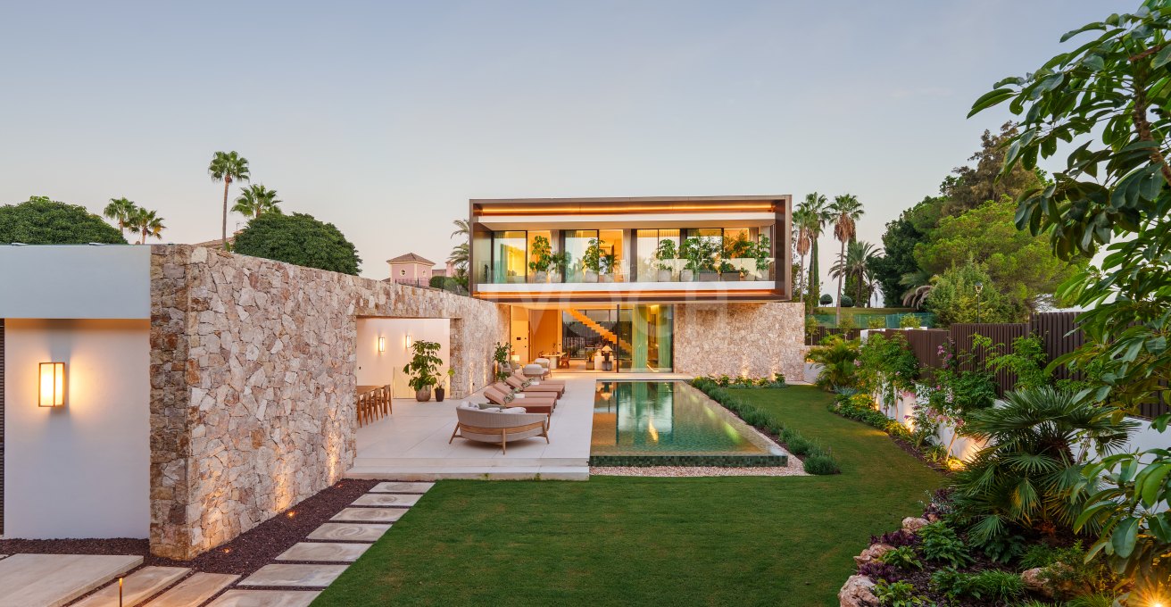 Contemporary Luxury Villa on Marbella’s Golden Mile