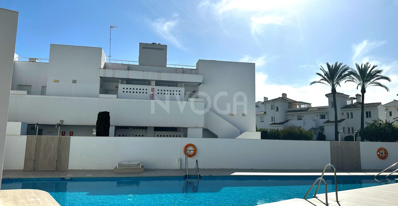 Fabulosa Adosada de obra nueva en Alquiler en Nueva Andalucia, Marbella