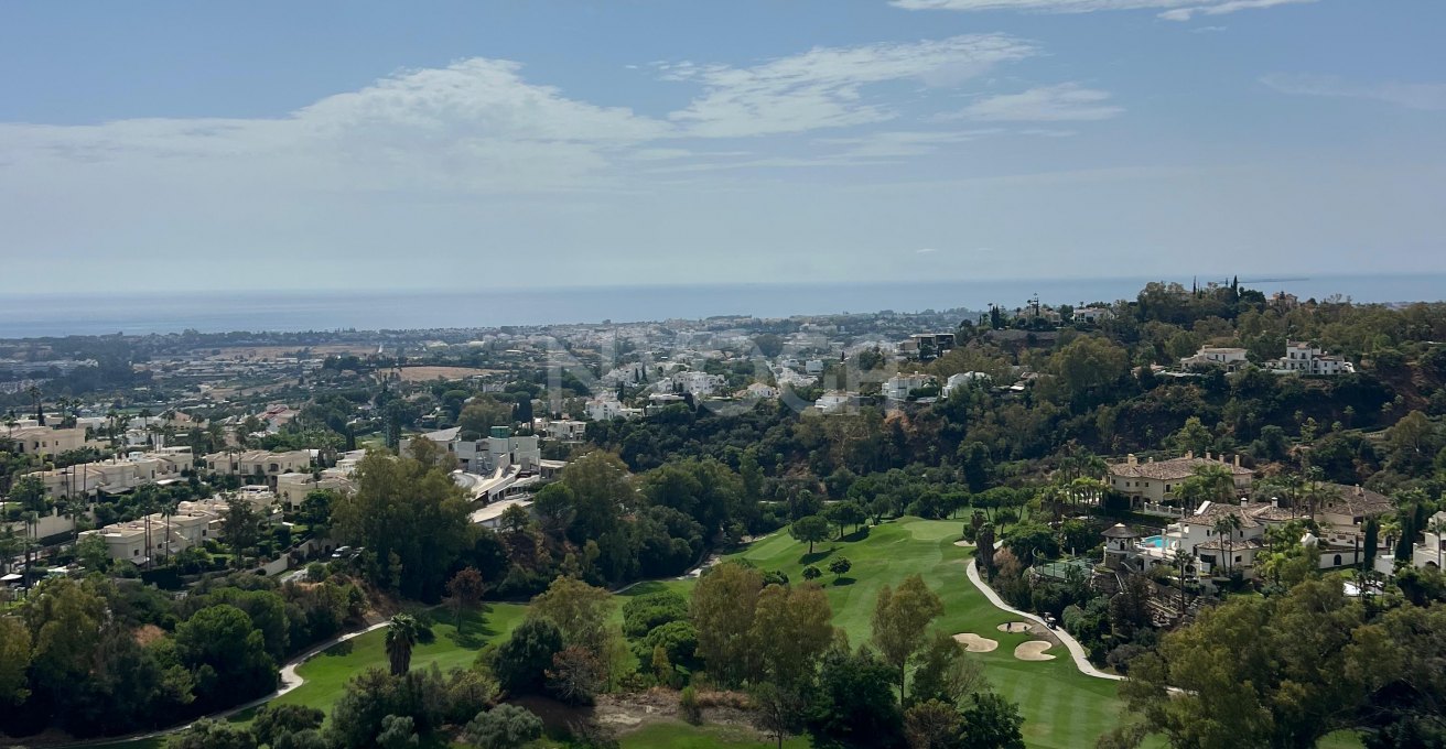OBRA COMENZADA!!! Espectacular ático de 3 dormitorios en TIARA, complejo de nueva construcción con vistas panorámicas al mar y toda la costa.