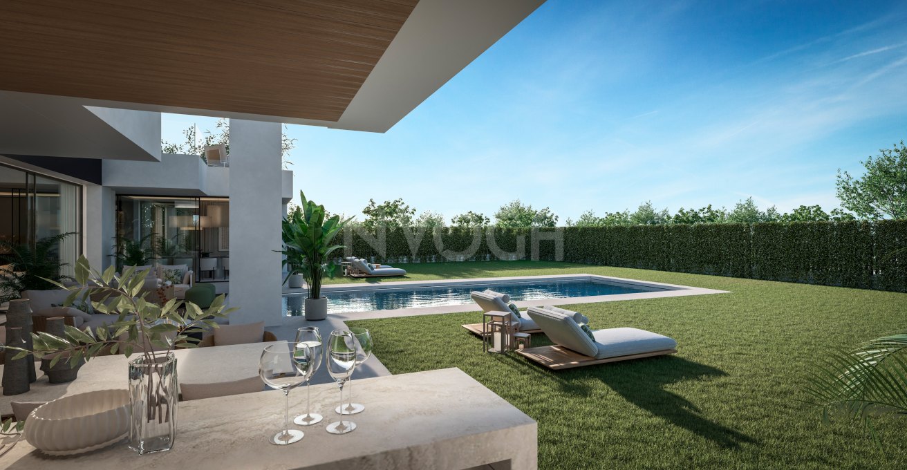 Villa en venta en Bel Air, Estepona Este