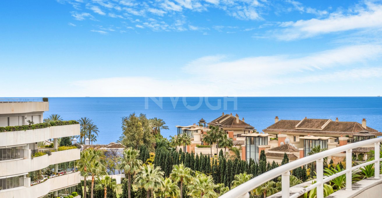 Impresionante ático dúplex en Puerto Banús Marbella