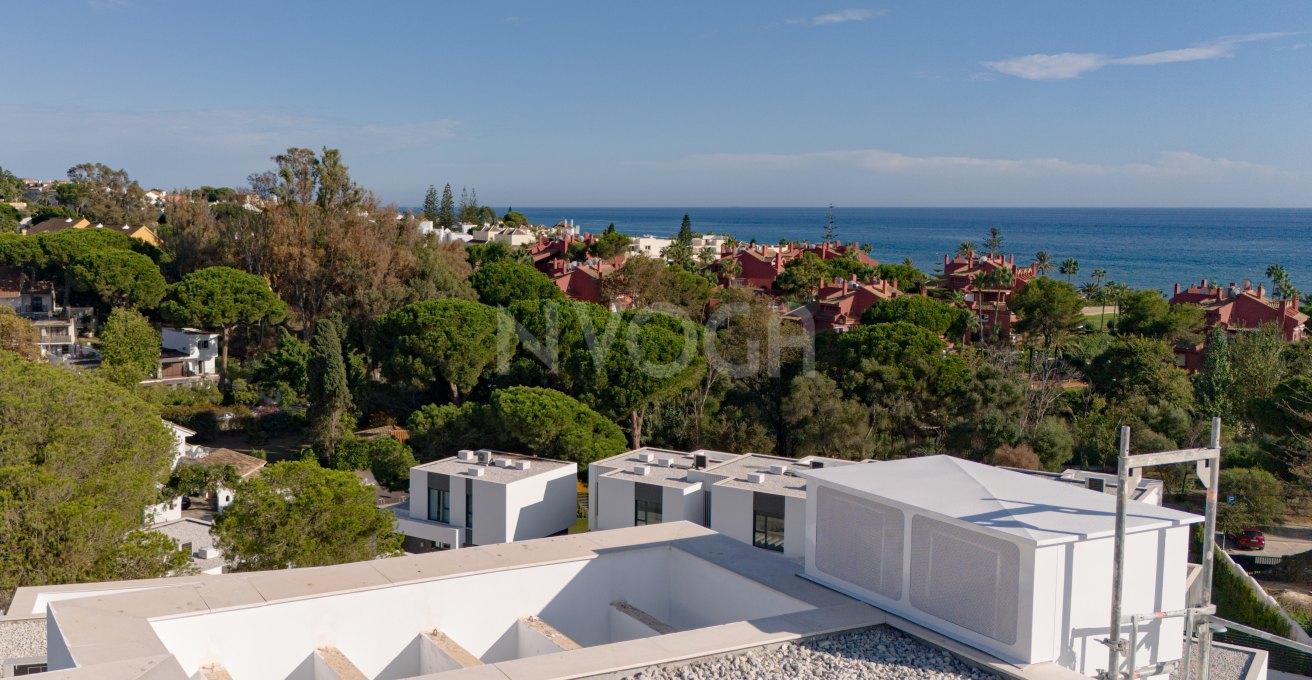East Marbella, Elviria beachside: walking distance 300m to the beach