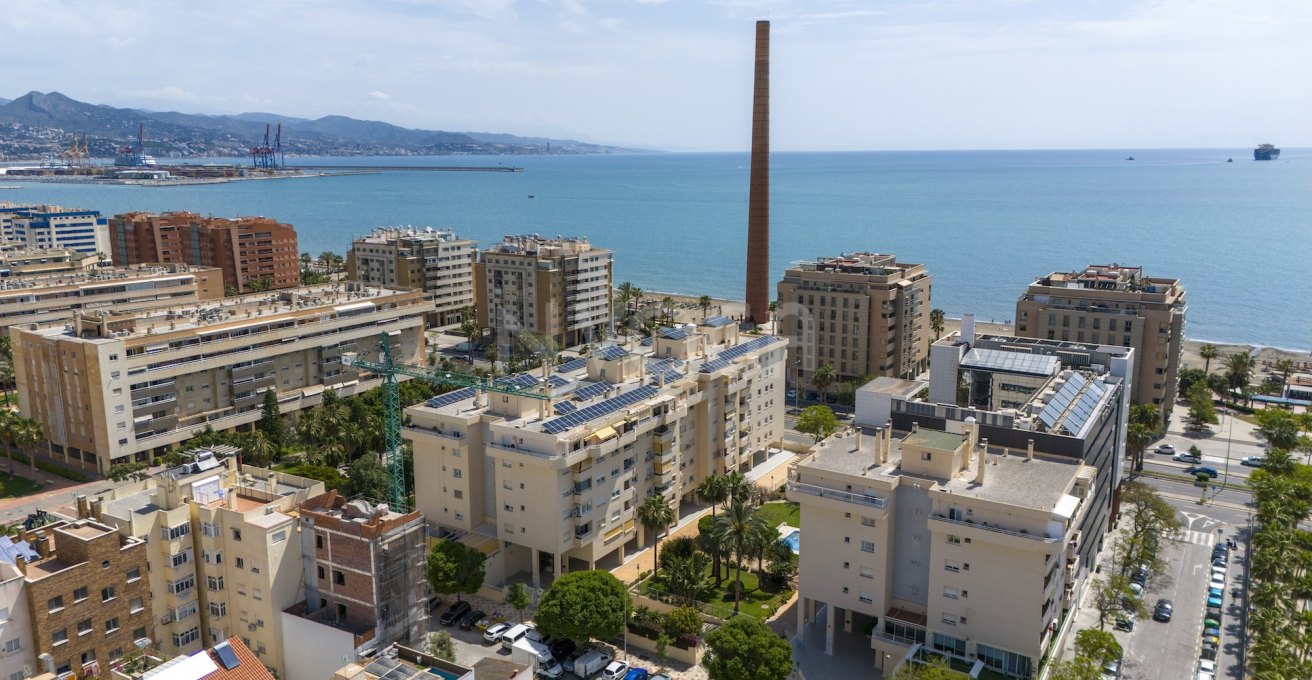 Milabeka, an exclusive boutique development of 10 contemporary residences just 200 metres from the beach in Málaga.