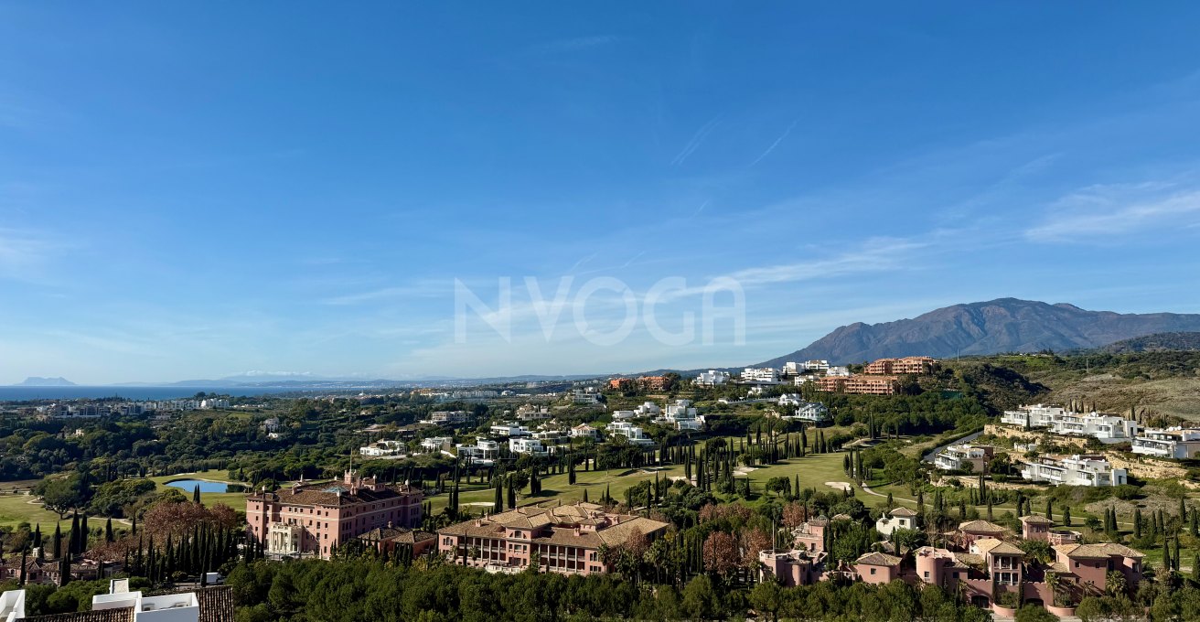 Nice apartment with spectacular view of the golf course