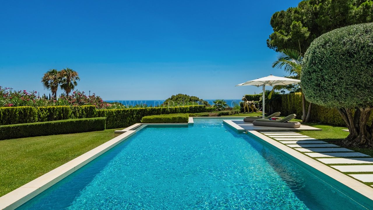 Modern Villa with Panoramic Sea Views in Marbella’s Golden Mile