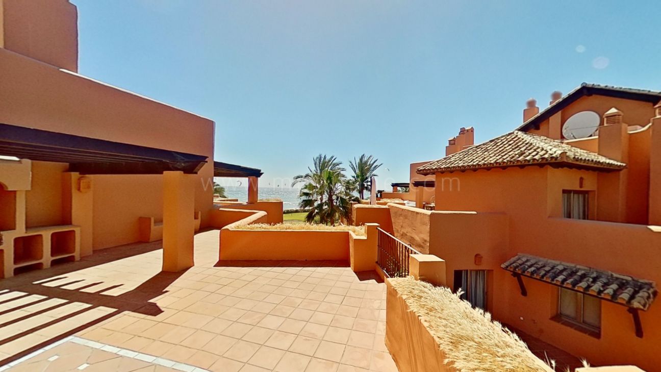Beachfront Penthouse, La Morera Los Monteros Playa