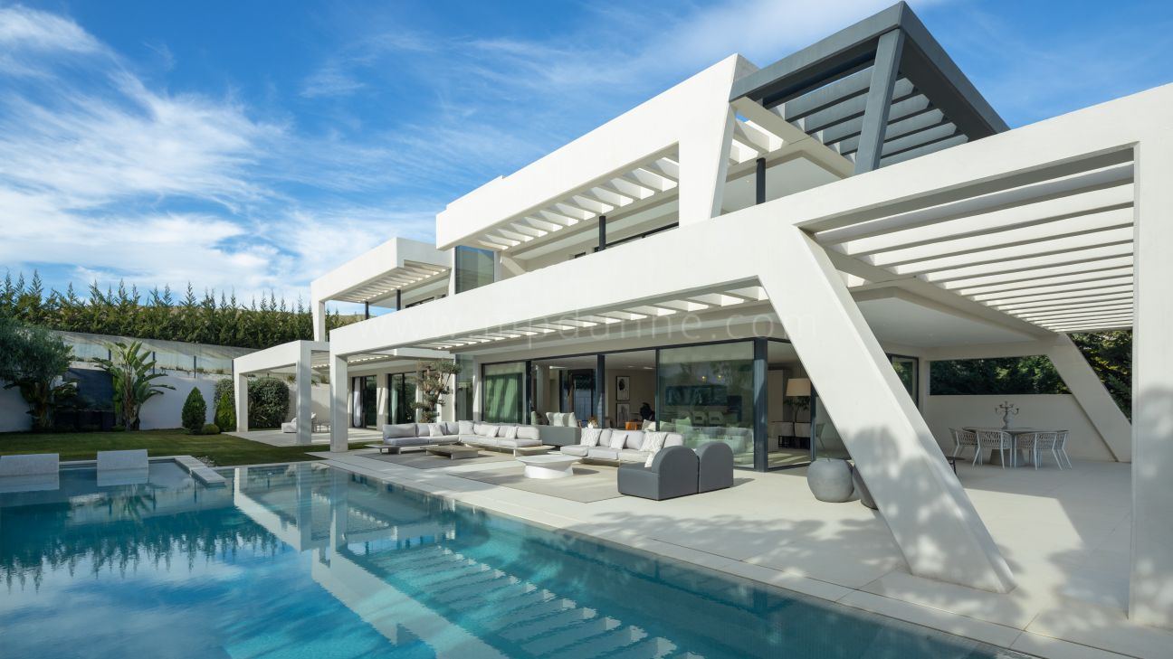 Villa Gardenia - Modern Villa with Prime Location in Nueva Andalucía