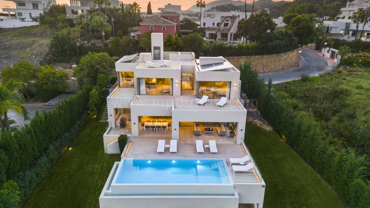Villa mit atemberaubender Aussicht in Haza del Conde