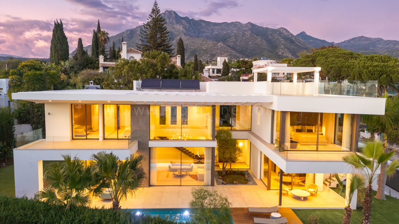 New Modern Luxury Villa, Sea Views Marbella Golden Mile