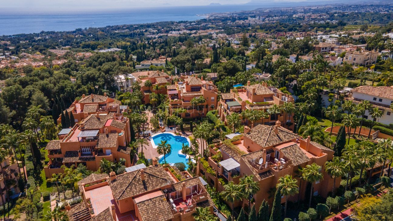 Spacieux appartement avec jardin à Lagos de Sierra Blanca, Marbella Golden Mile